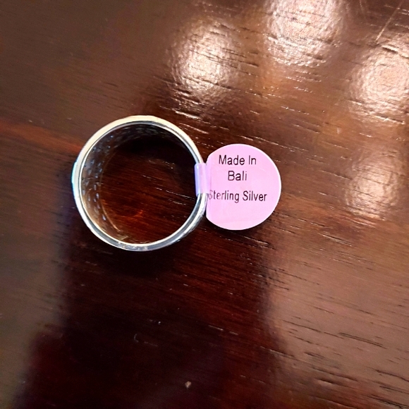 925 Sterling Artisian Ring made in Bali: NWT. - Picture 6 of 14